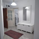 Universitate, Teatrul National, bloc an 80